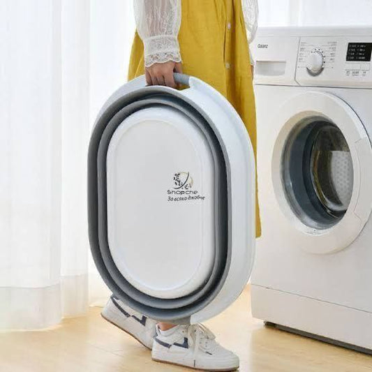 باسكت غسيل سيليكون بسعة تصل إلى 38 لتر، يتميز بتصميم قابل للطي لتوفير مساحة التخزين عند عدم الاستخدام. مزود بيد مريحة تسهل حمله ونقله، مما يجعله مثالياً للاستخدام اليومي في المنزل أو أثناء السفر