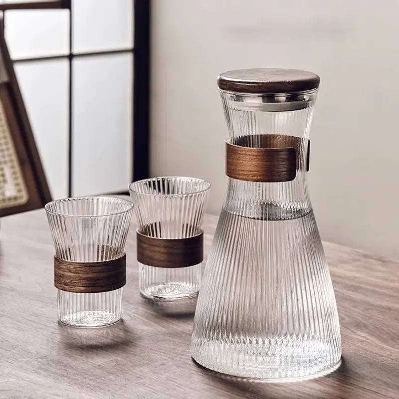 طقم شربات بغطاء خشب