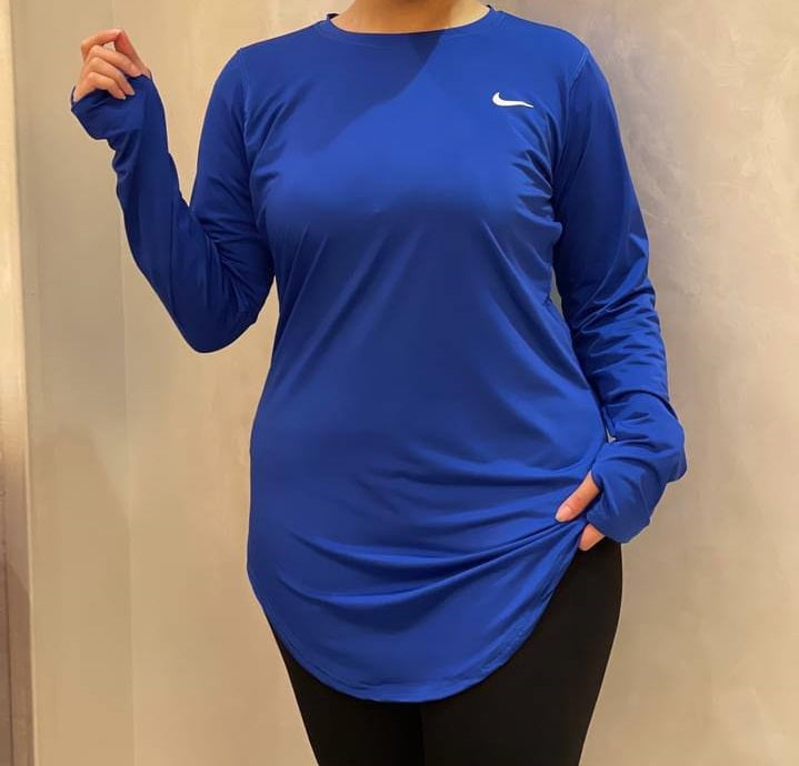 تيشرت رياضي طويل