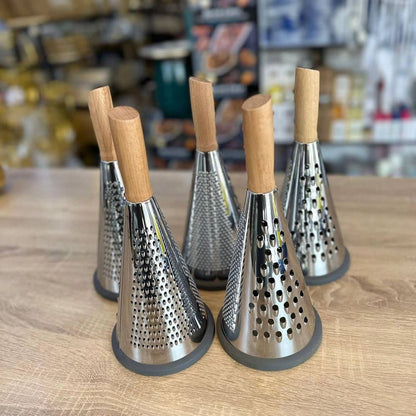 المبشره الثلاثيه الجوانب مخروطية