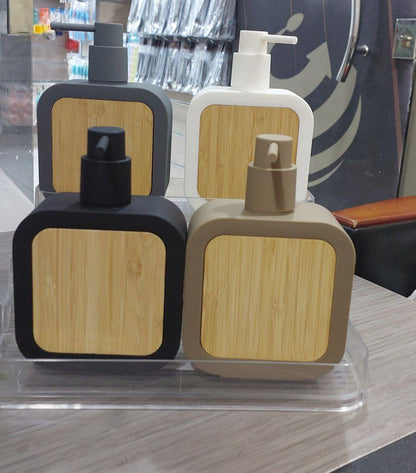 ديسبنسر شاور جيل لتنظيم الحمام بشكل عملي وسهل الاستخدام